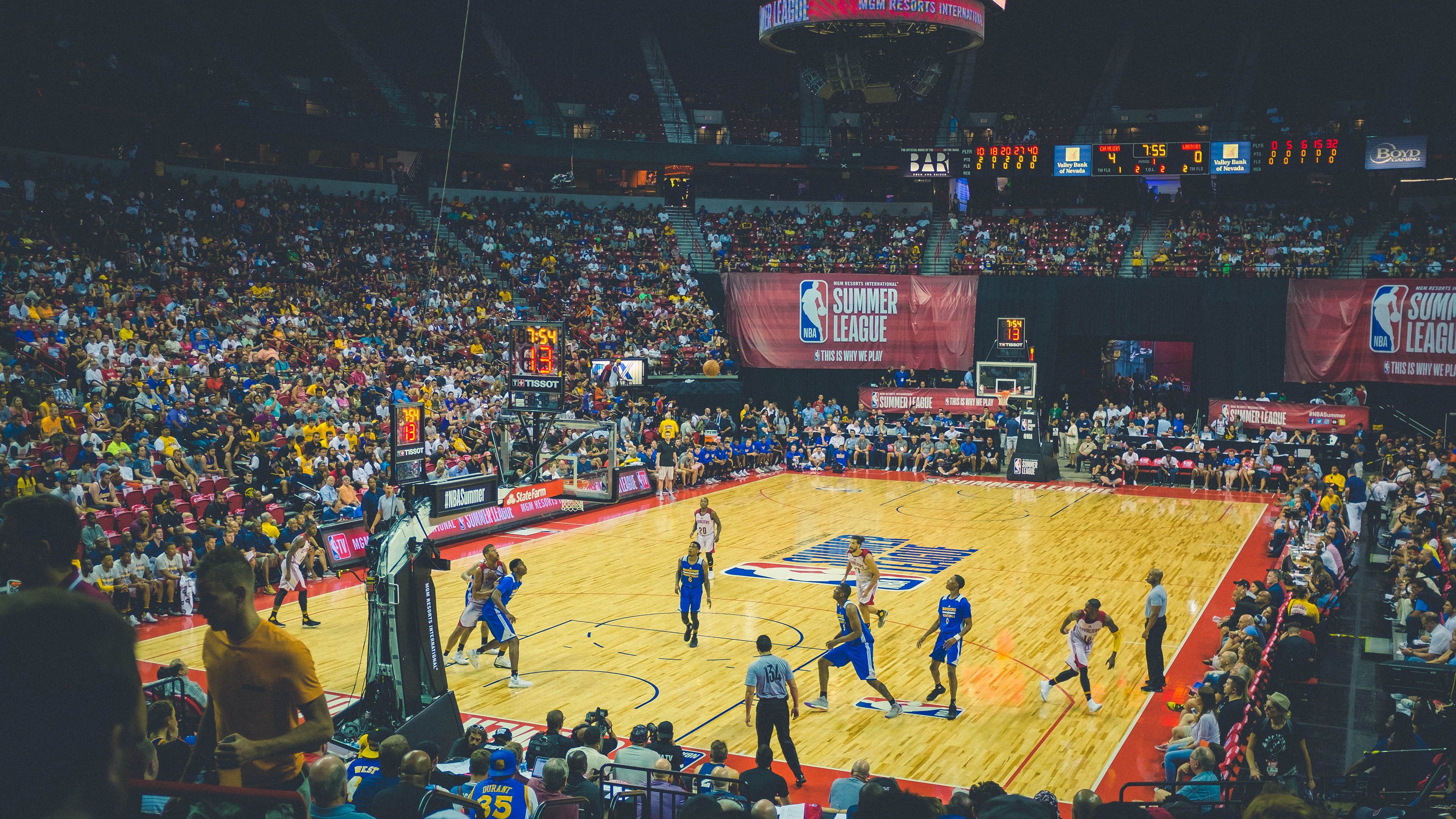 mk体育在线下载-体育焦点人物专题深度解析，体育聚焦